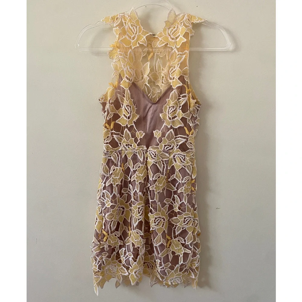 NBD Mini dress Harriet floral Lace Sunshine XS yellow fairy revolve open back - Picture 6 of 7